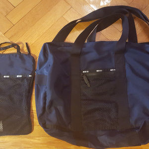 70% Off NWT LeSportsSac Global Weekender Bag